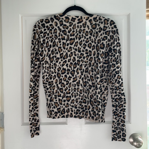 Ann Taylor Loft sweater size M - Picture 2 of 2